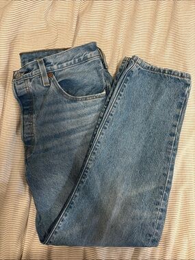 501 Levi's blue jeans